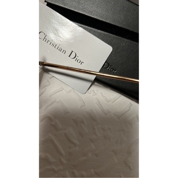 ‼️SOLD‼️ Dior Sunglasses Perfect Condition 😎 - Picture 7 of 10